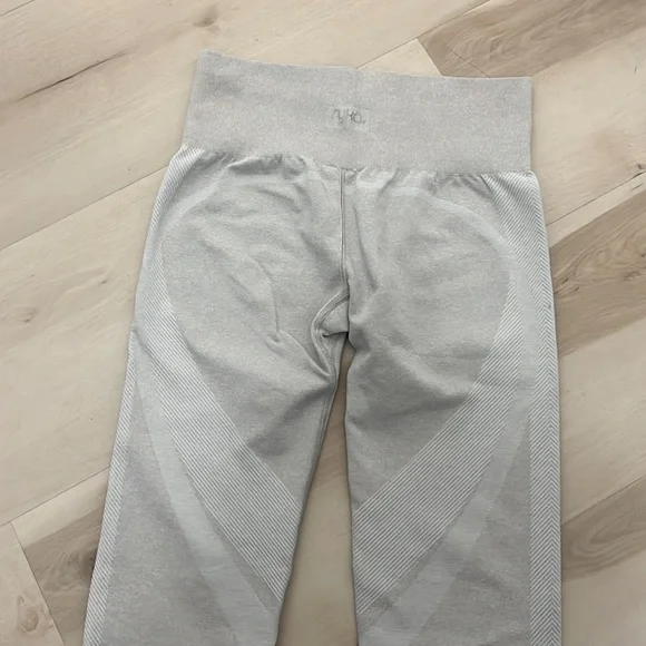 Grey Matching Workout Set - Picture 3 of 5